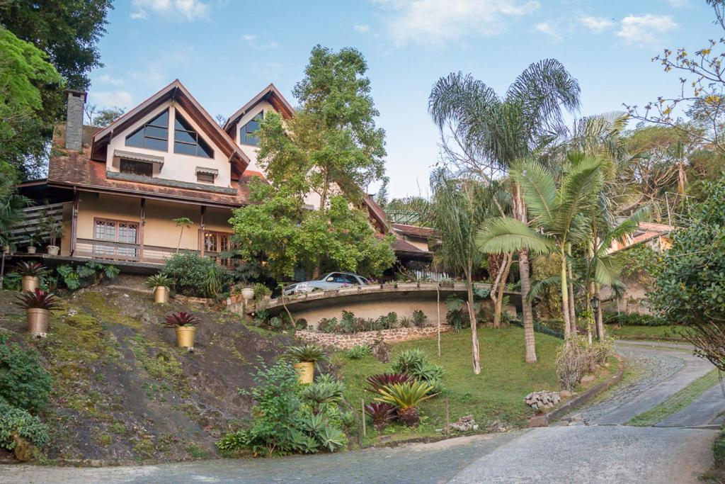 Pousada Casa Da Pedra Blumenau Exterior foto